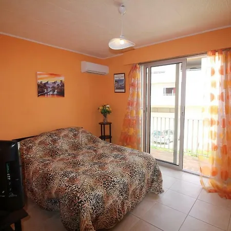 1 Balcon Front De Mer - 2911