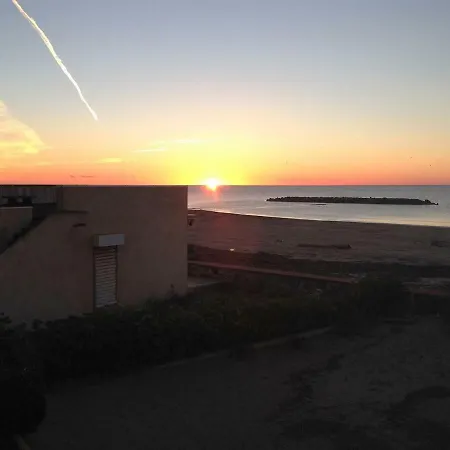 1 Balcon Front De Mer - 2911